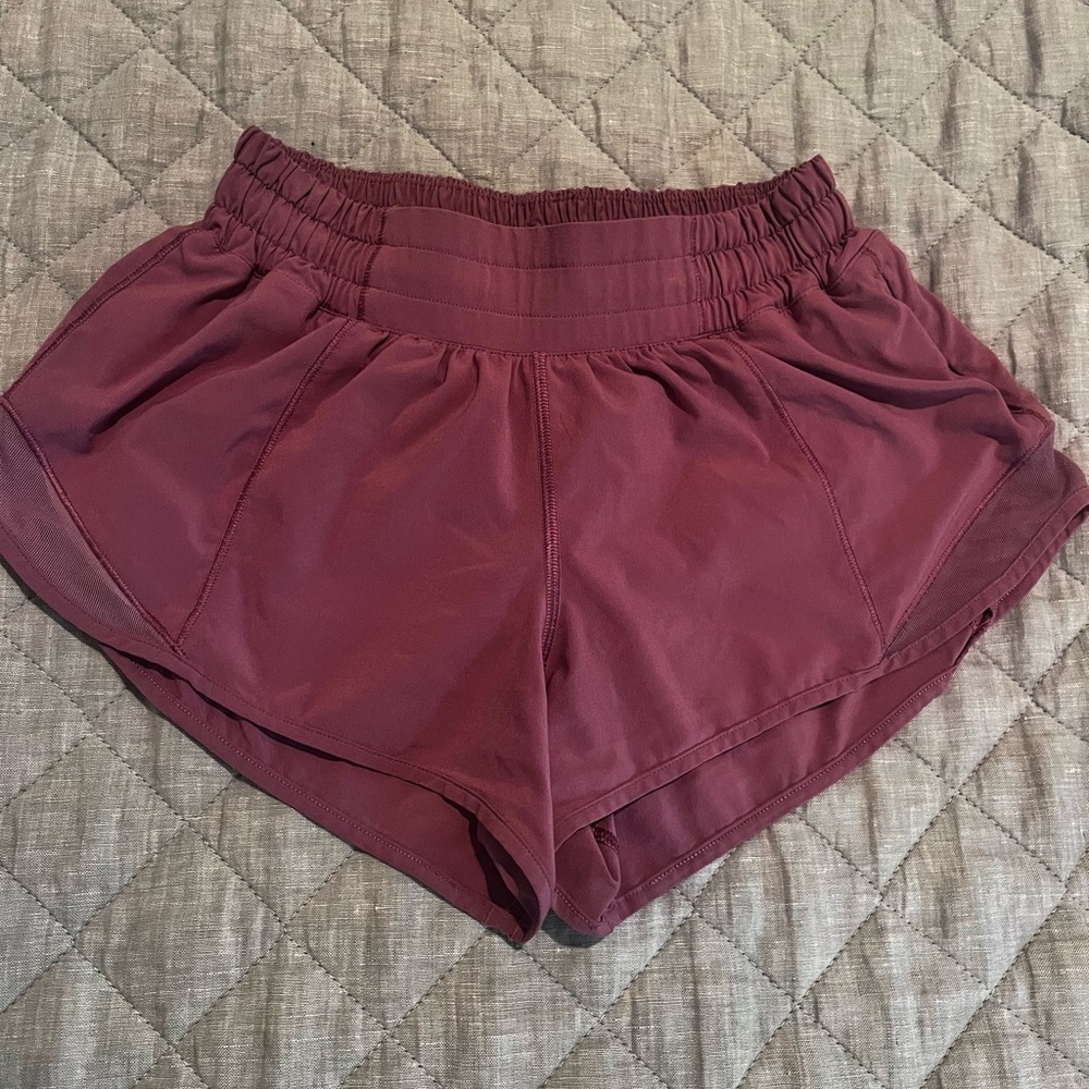 Lululemon Hotty Hot shorts
